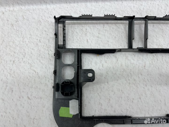 Рамка магнитолы для ford kuga 1