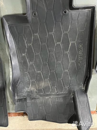 Коврики резиновые в Nissan X-Trail