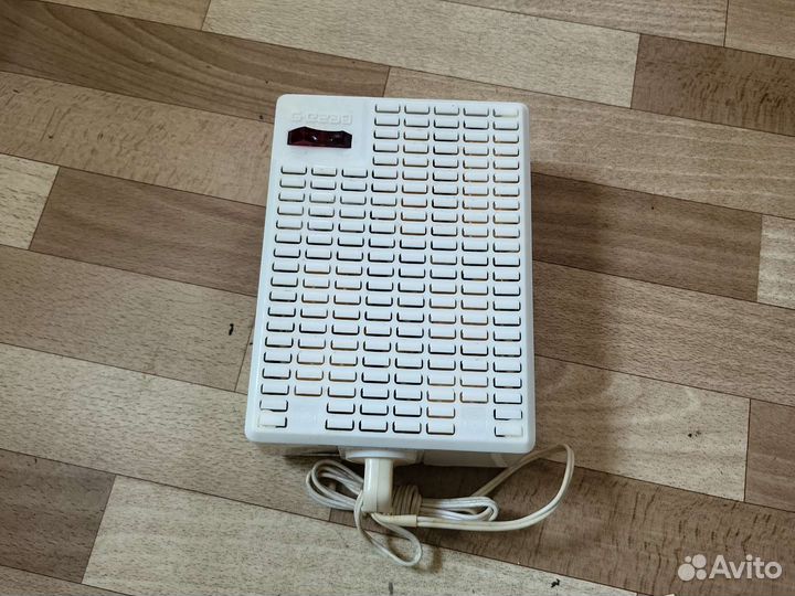 Телевизионный стабилизатор напряжения Вега 9