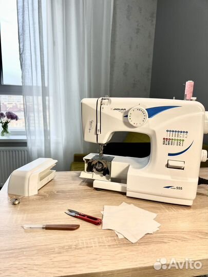Швейная машина Jaguar