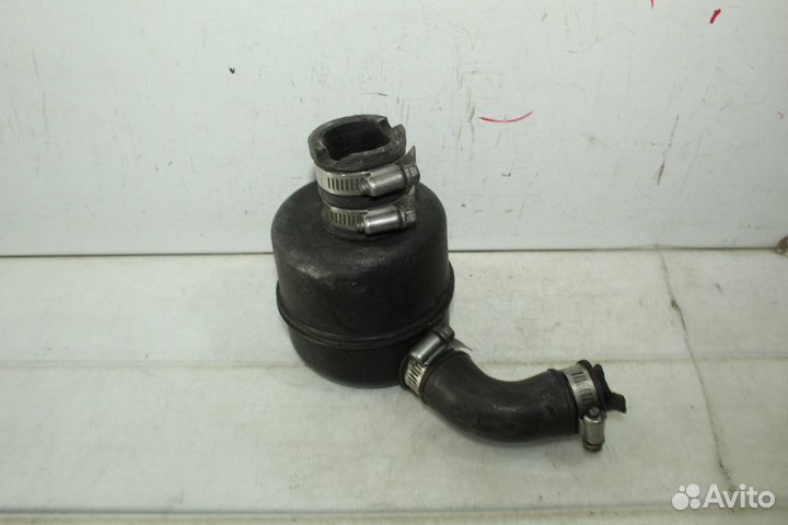 Резонатор воздушного фильтра mazda capella 95* gvfr RF-T