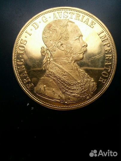 Золотая монета