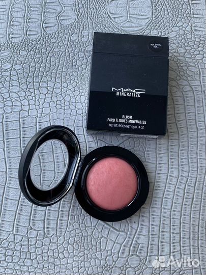 Новые минеральные румяна Mac hey coral hey