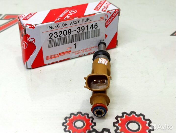 Инжектор форсунка топливная Toyota 2zrfae Denso