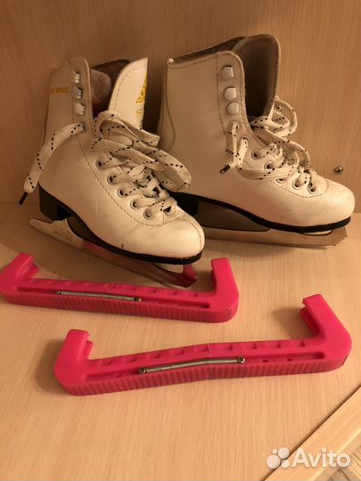 Коньки фигурные Caprice