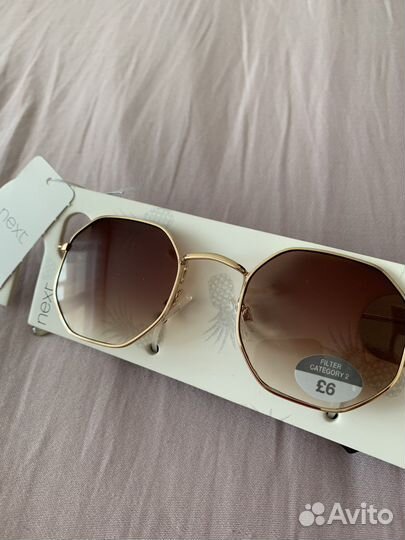 Солнцезащитные очки для девочки