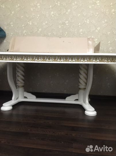 Кухонный гарнитур новый С столом