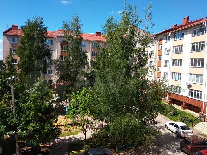 3-к. квартира, 96 м², 3/5 эт.