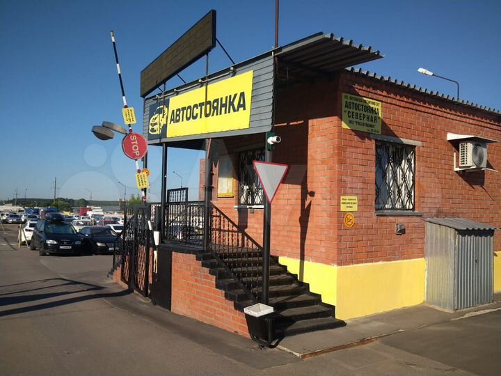 Машиноместо, > 30 м²