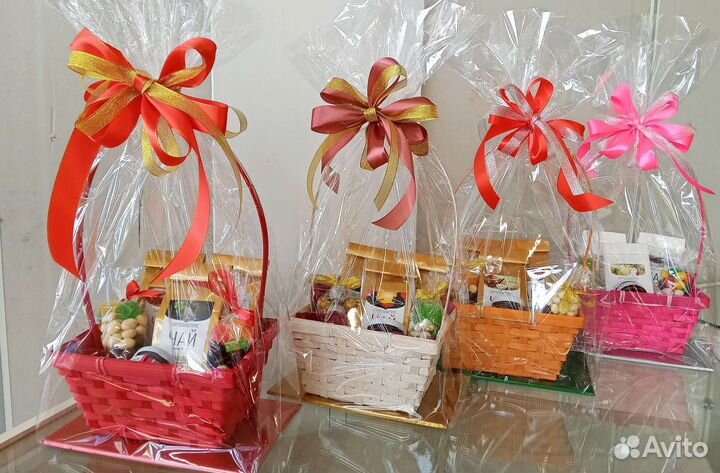 Подарок на праздник/корзины день учителя