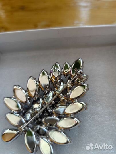 Винтажные броши