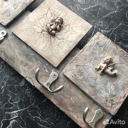 Крючки, ключница