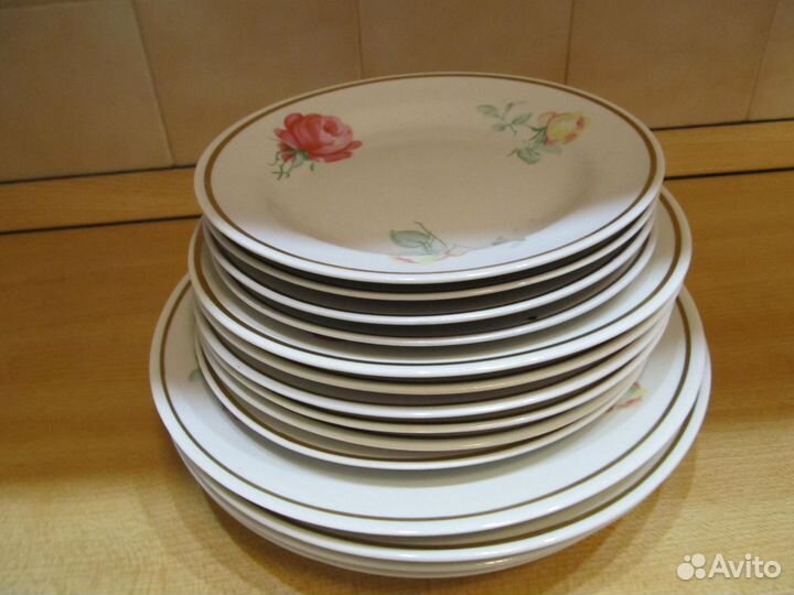 Тарелки фарфоровые СССР