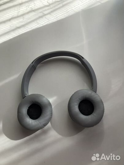 Беспроводные наушники jbl