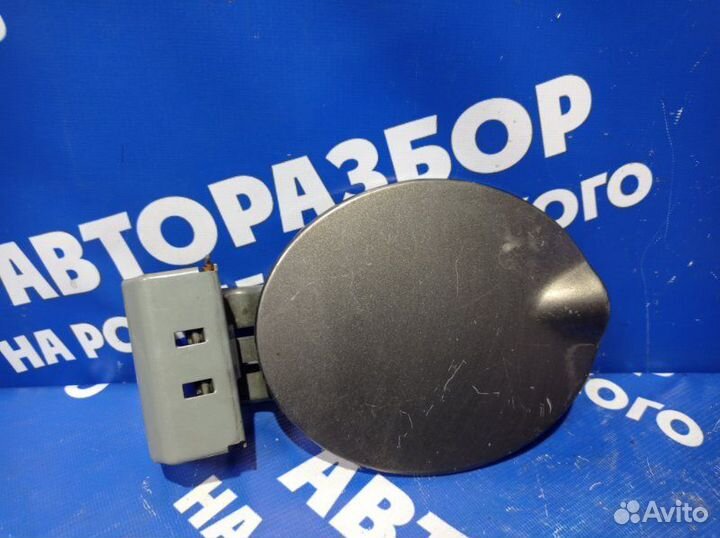 Лючок бензобака Ваз Лада Калина седан 11183 2010