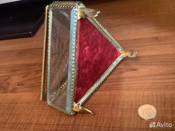 Шкатулка для украшений. 50-годы. Стекло, латунь