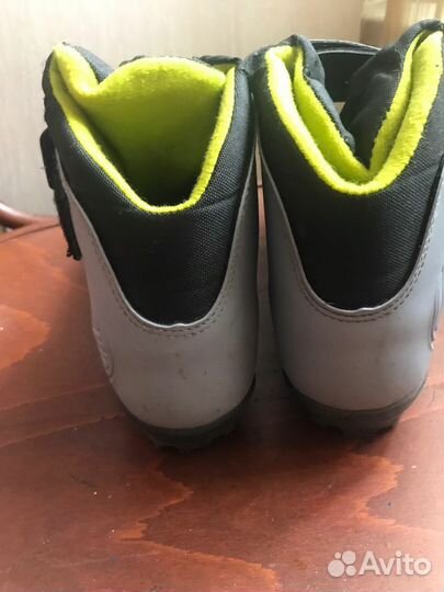 Лыжные ботинки классические