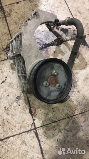 Насос Гура для Volkswagen touareg