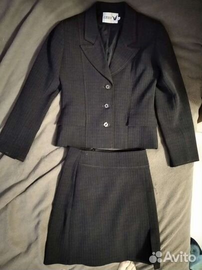 Пиджак с юбкой для девочки