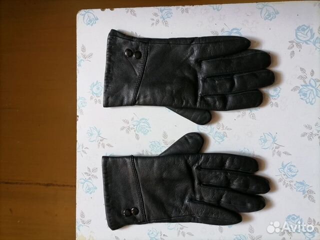 Аксессуары: перчатки женские