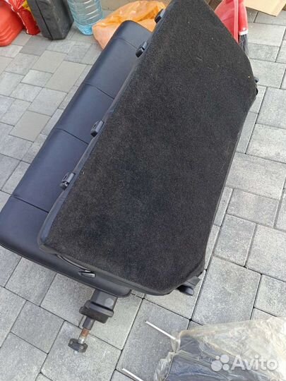 Третий ряд сидений mitsubishi pajero 4