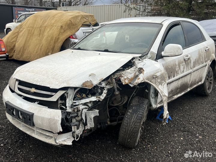 Chevrolet Lacetti 1.6 AT, 2012, битый, 150 000 км