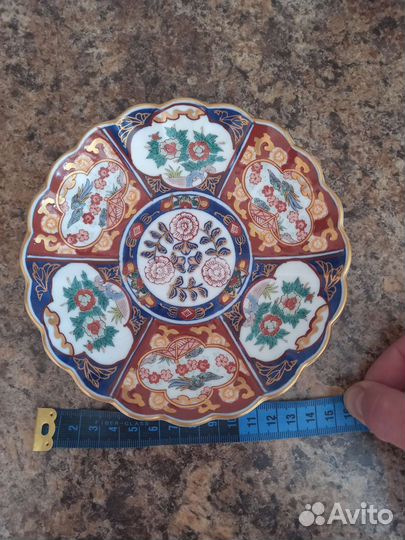 Коллекционная тарелка Имари (Япония)