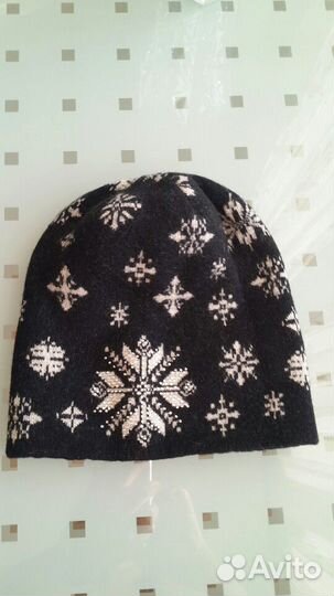 Шапочки женские 56-57 размер Шерсть