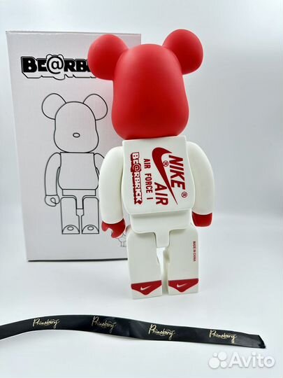 Игрушка bearbrick nike