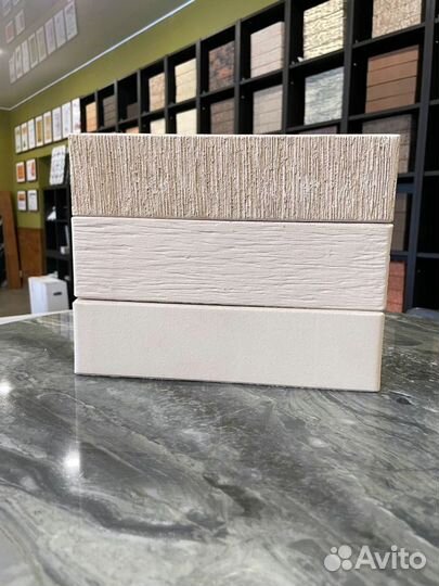 Кирпич лицевой белый гладкий жкз