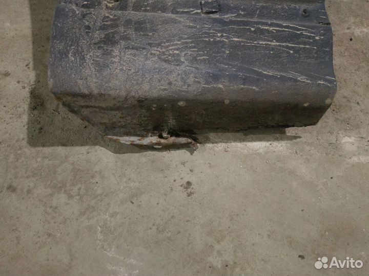 Крыло левое BMW e34 бмв е34 оригинал рест