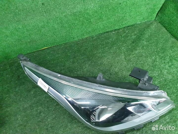 Фара правая Kia Rio