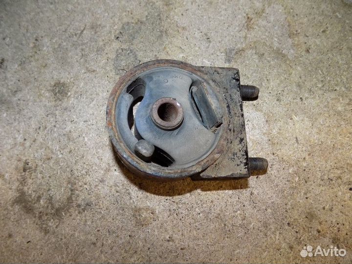 Опора двигателя RIO 2000-2004