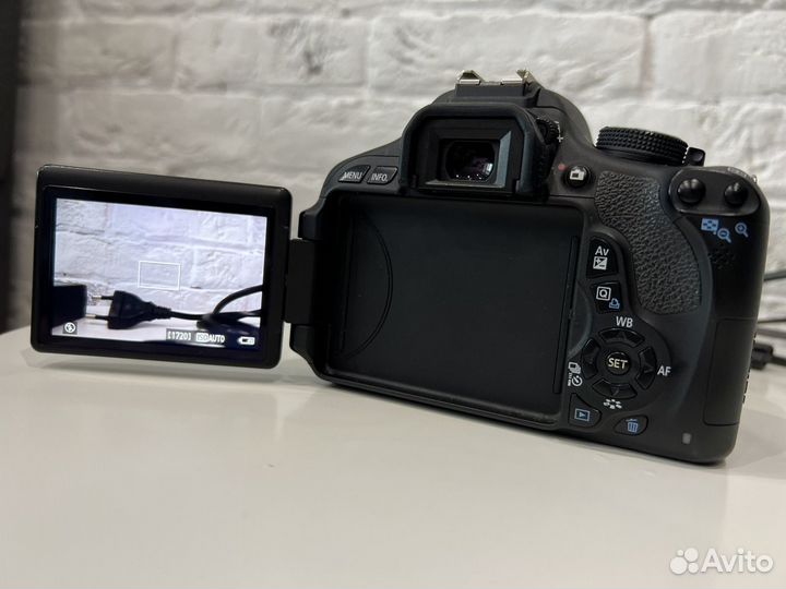 Фотоаппарат canon 600d