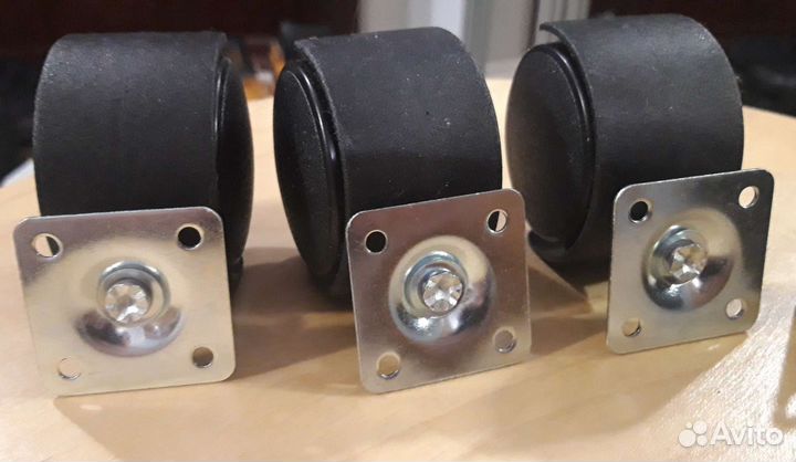 Колесики мебельные (стопор/без) 5 шт