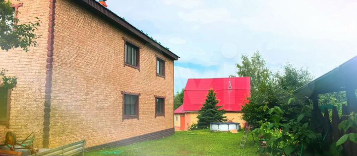 Дом 280 м² на участке 15 сот.