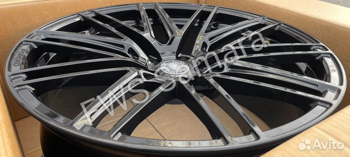 Кованые Диски на Land Rover Discovery 5 R21 наличие