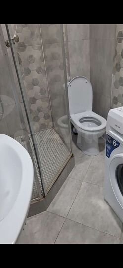 2-к. квартира, 40 м², 1/6 эт.