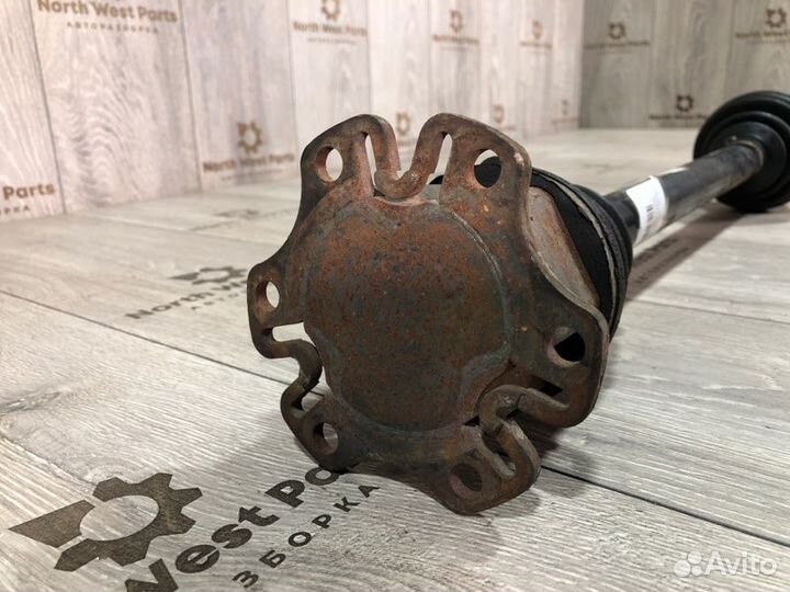 Полуось (привод в сборе) передний правый Audi A6