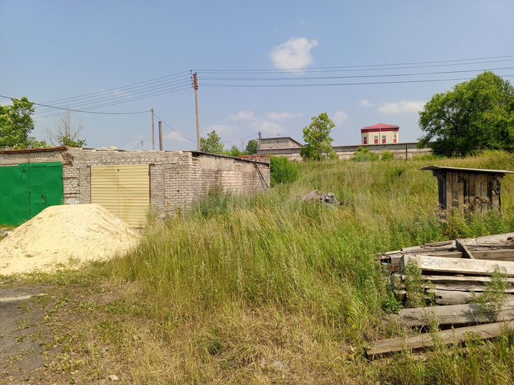 Гараж, > 30 м²