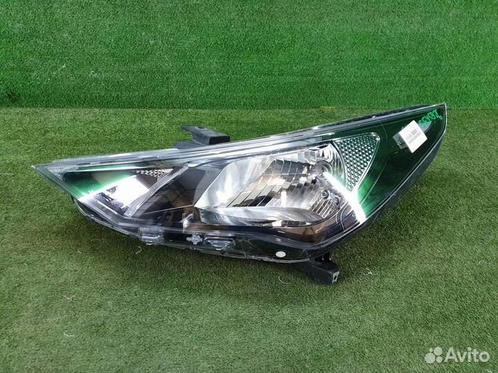 Фара левая Hyundai Solaris