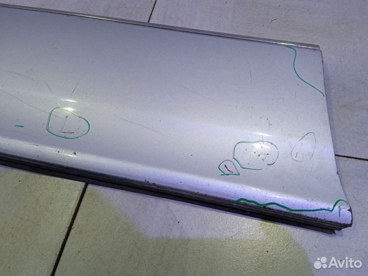 Накладка двери передней левой