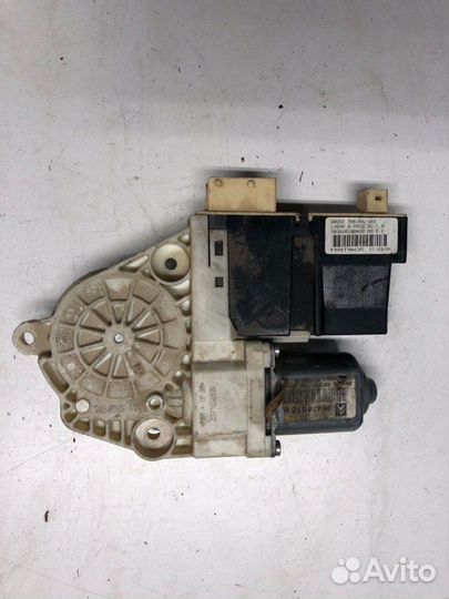 Мотор (моторчик) стеклоподъемника передний левый