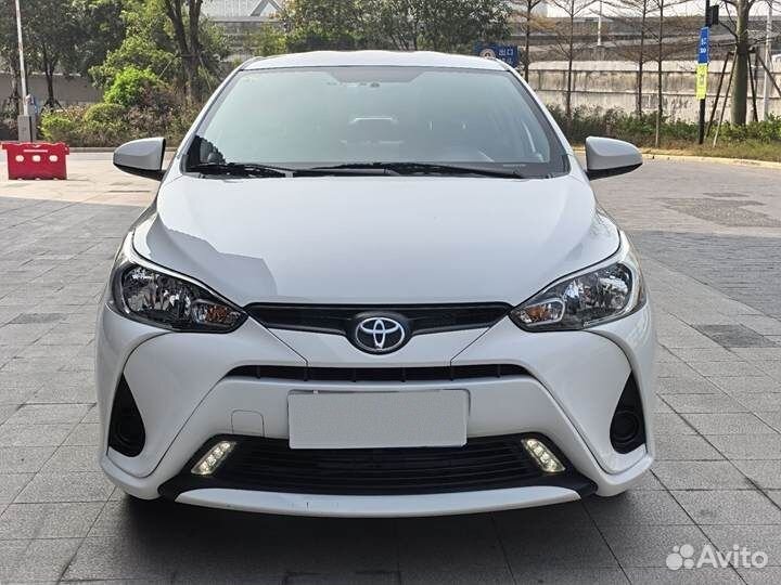 Toyota Yaris 1.5 CVT, 2021, 29 000 км