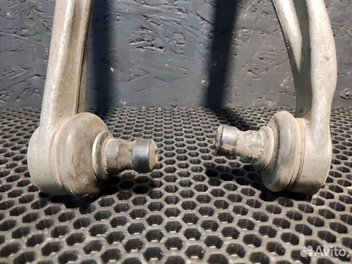 Рычаг подвески верхний передний левый Audi A6 C7