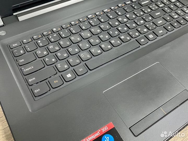 Lenovo Диагональ 17.3 