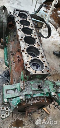 1547000 Блок двигателя Volvo FH 12 D12A