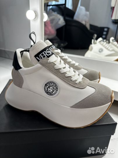 Кроссовки versace