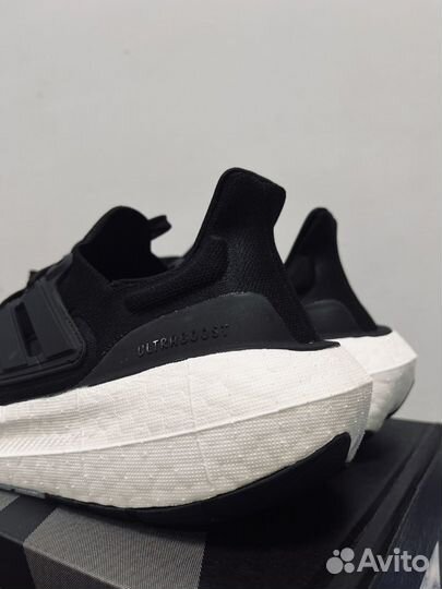 Кроссовки Adidas Ultraboost Light 2023 оригинал