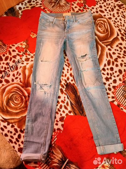 Джинсы